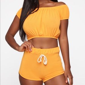 BRAND NEW ORANGE SHORT SET